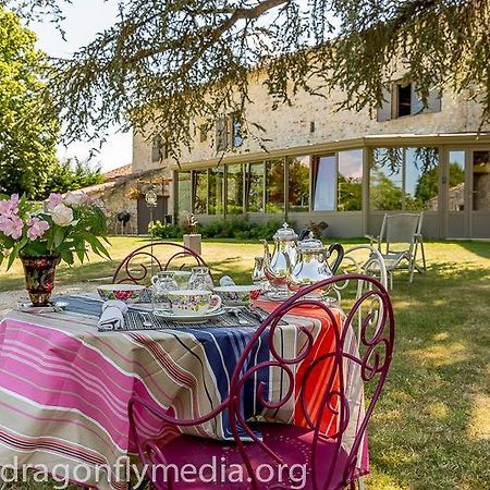 Bed and Breakfast Le Grand Cedre Lolme Экстерьер фото