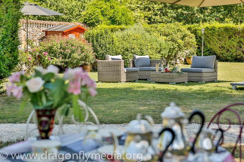 Bed and Breakfast Le Grand Cedre Lolme Экстерьер фото