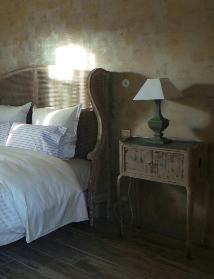 Bed and Breakfast Le Grand Cedre Lolme Экстерьер фото